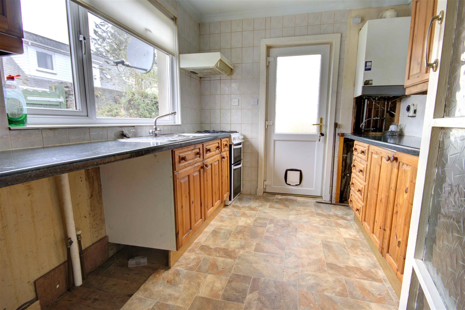 8 Lochalsh Road, Inverness IV3 8HU Monster Moves